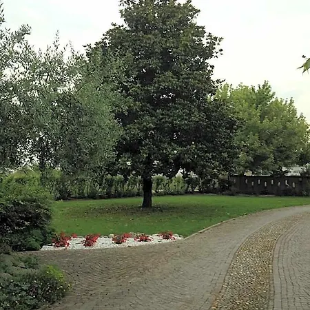 Le Rondini Panzió